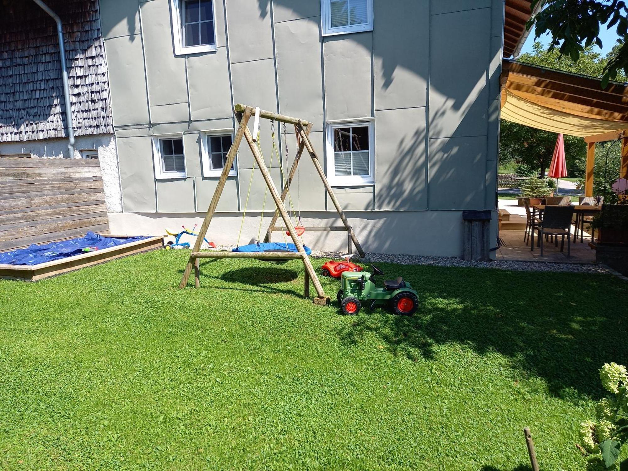 Landhof Ella - Ferienhaus Vor Den Toren Salzburgs Petting Luaran gambar